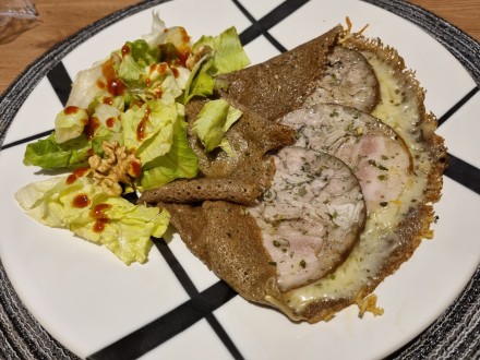 Galette de Bl&eacute; noir &agrave; l&rsquo;Andouille 