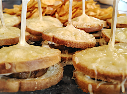 Mini Croques &agrave; la Gu&eacute;menoise et au Comt&eacute;